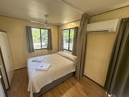 1770 Holiday Village