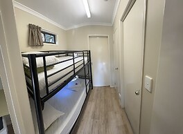 1770 Holiday Village