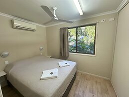 1770 Holiday Village