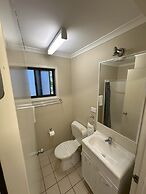 1770 Holiday Village