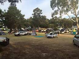 Lakes Caravilla Caravan Park