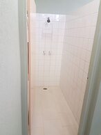 Lakes Caravilla Caravan Park