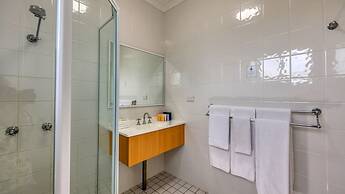 Country Gardens Motor Inn