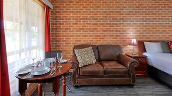 Country Gardens Motor Inn