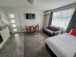 Avana Suites