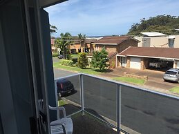 Mollymook Aquarius Apartments