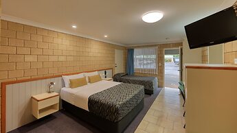 Jacaranda Country Motel