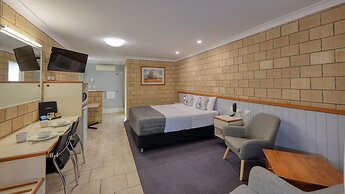 Jacaranda Country Motel