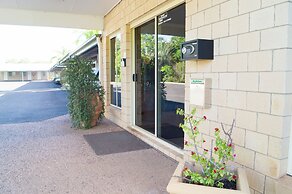 Jacaranda Country Motel