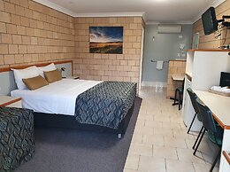 Jacaranda Country Motel
