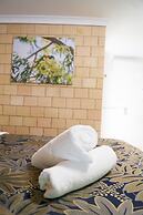 Jacaranda Country Motel