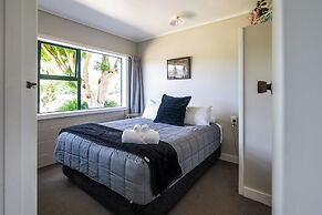 Opal Hot Springs & Holiday Park