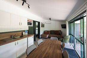 Opal Hot Springs & Holiday Park