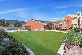 The Roseville Apartments