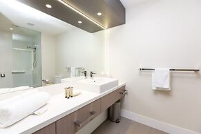 Alexandra Hills Hotel Suites