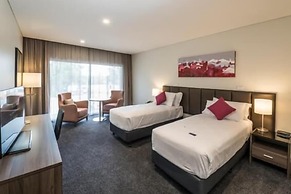 Alexandra Hills Hotel Suites