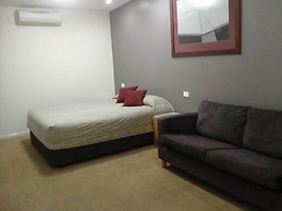 Willows Motel Goulburn