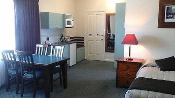 Willows Motel Goulburn