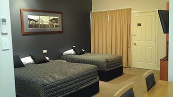 Willows Motel Goulburn