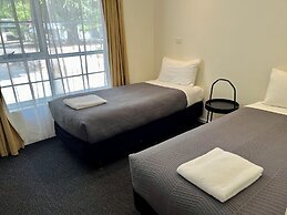 Bright Avenue Motor Inn