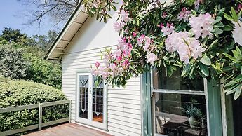 Woolrich Historic Garden Cottage