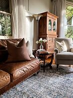 Woolrich Historic Garden Cottage