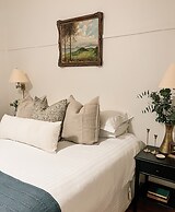 Woolrich Historic Garden Cottage