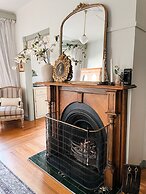 Woolrich Historic Garden Cottage