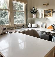 Woolrich Historic Garden Cottage