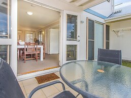 Hastings Cove Waterfront Holiday Apartments