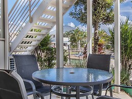 Hastings Cove Waterfront Holiday Apartments