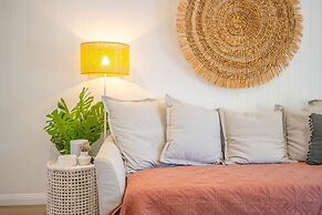 Hastings Cove Waterfront Holiday Apartments