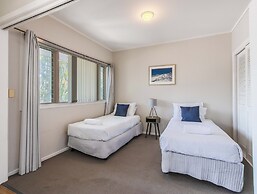 Hastings Cove Waterfront Holiday Apartments