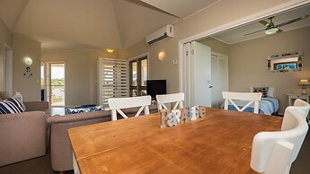 Hastings Cove Waterfront Holiday Apartments