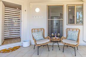 Hastings Cove Waterfront Holiday Apartments