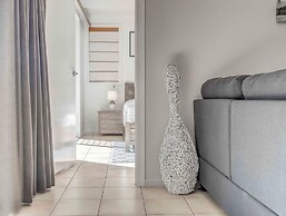 Hastings Cove Waterfront Holiday Apartments