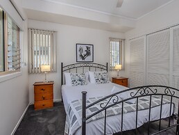 Hastings Cove Waterfront Holiday Apartments