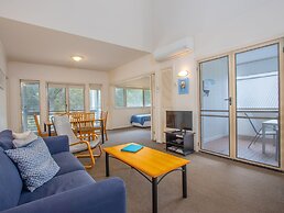 Hastings Cove Waterfront Holiday Apartments