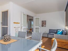 Hastings Cove Waterfront Holiday Apartments