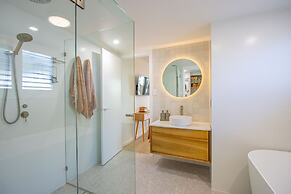 Hastings Cove Waterfront Holiday Apartments