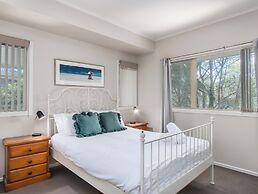 Hastings Cove Waterfront Holiday Apartments