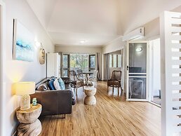 Hastings Cove Waterfront Holiday Apartments