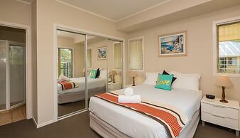 Hastings Cove Waterfront Holiday Apartments