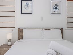 Hastings Cove Waterfront Holiday Apartments