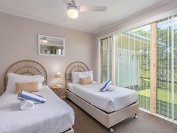 Hastings Cove Waterfront Holiday Apartments