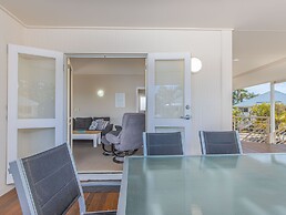 Hastings Cove Waterfront Holiday Apartments