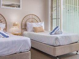 Hastings Cove Waterfront Holiday Apartments