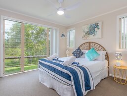 Hastings Cove Waterfront Holiday Apartments