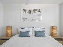 Mandolin Beachfront Resort