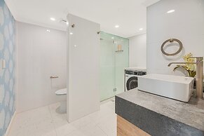 Mandolin Beachfront Resort